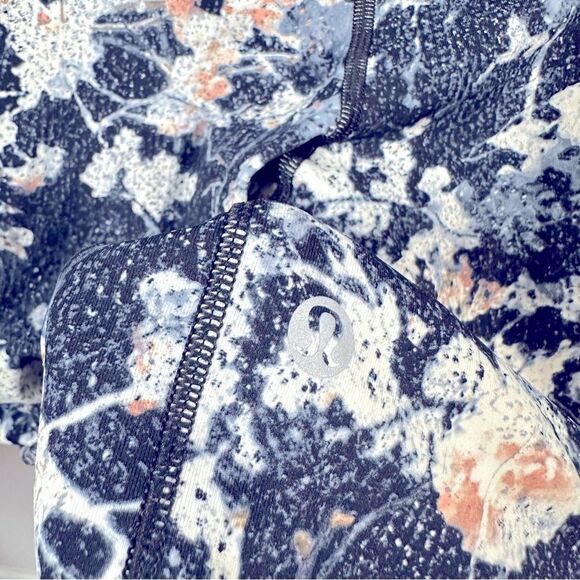 Lululemon Athletica Floral Print Leggings - Black and Pink - Picture 8 of 10